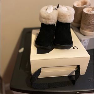Baby Uggs